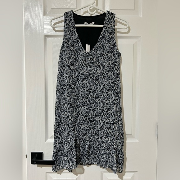 NWT three eighty two revolve ruffle sleeveless shift dress XS black cheetah - Picture 1 of 3